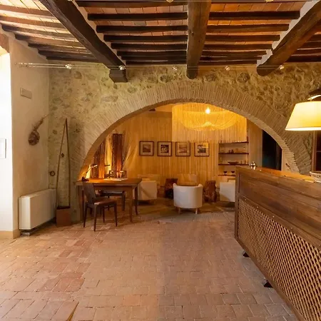 Tenuta Fattoria Vecchia 3* 斯坎萨诺