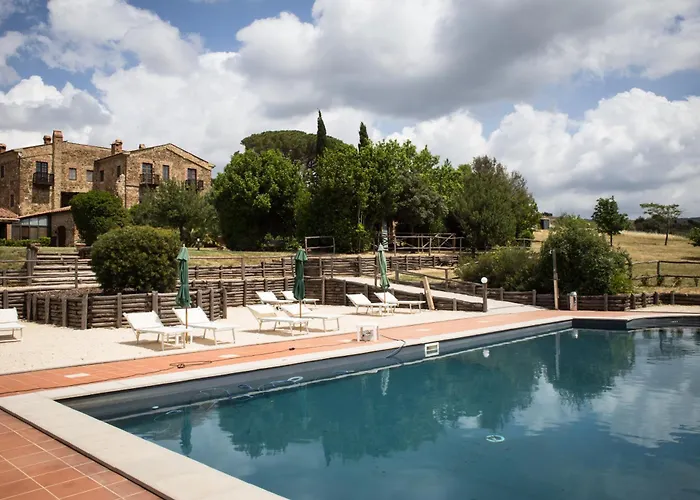 Tenuta Fattoria Vecchia מלון