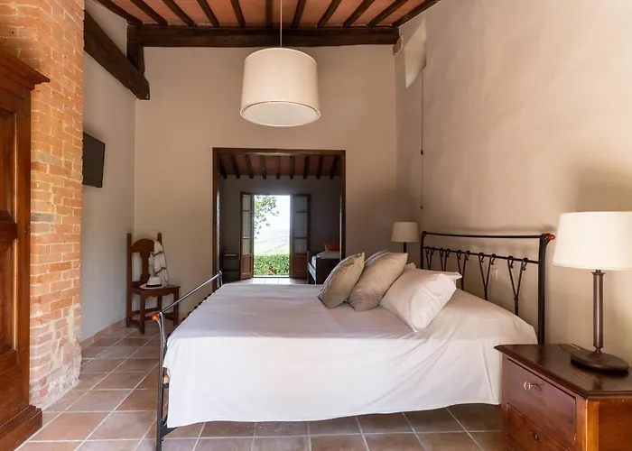 מלון Tenuta Fattoria Vecchia סקאנסאנו