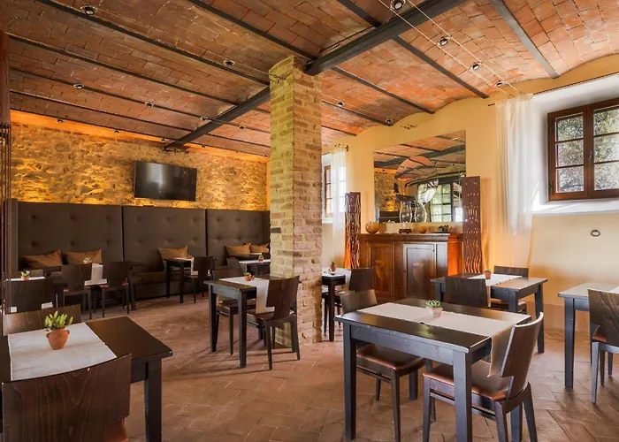 Tenuta Fattoria Vecchia 2*